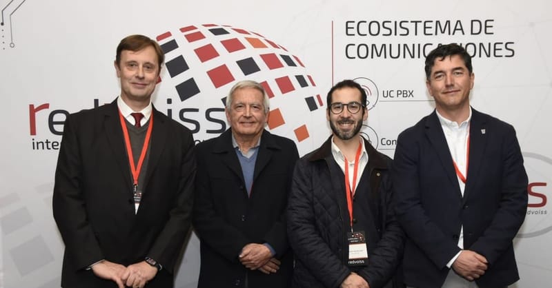 RedVoiss marca un hito en la evolución digital: Así fue el lanzamiento de Iris en el Hyatt Centric Santiago