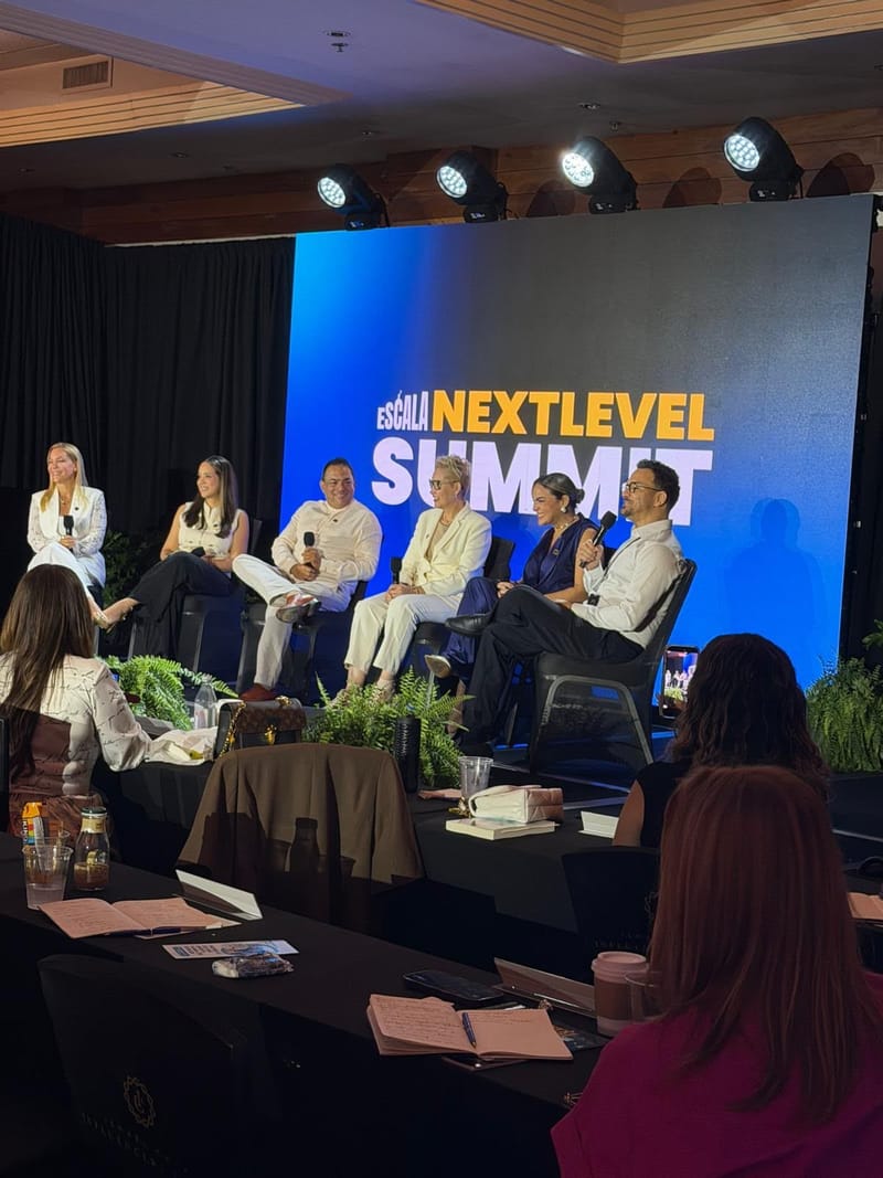 Everlyn Morán fortalece su liderazgo internacional tras participar como panelista en el Scala Next Level Summit de Ismael Cala