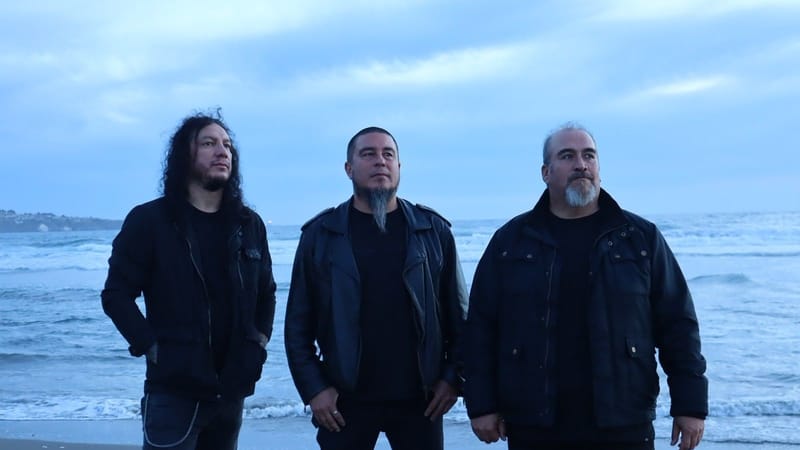 In Ad Hominem presenta 'Entre fuego y sombras', un disco de metal que aborda las dualidades del ser humano