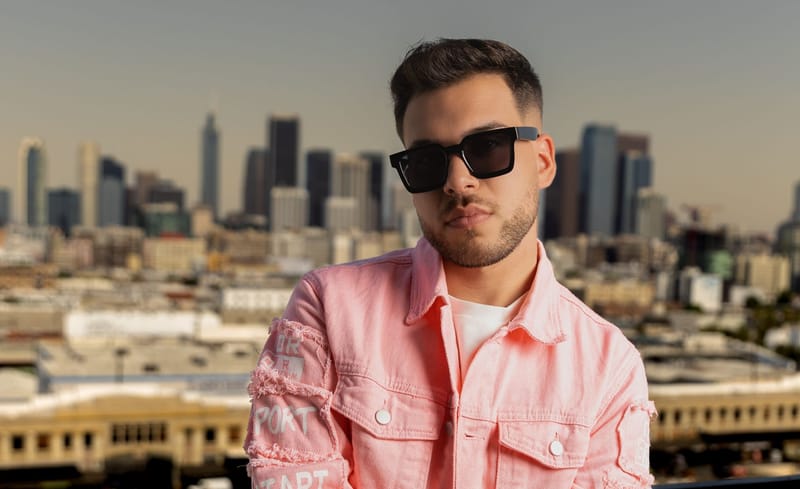Tony Lozano rompe la Bachata Sensual con “Miradita Asesina”