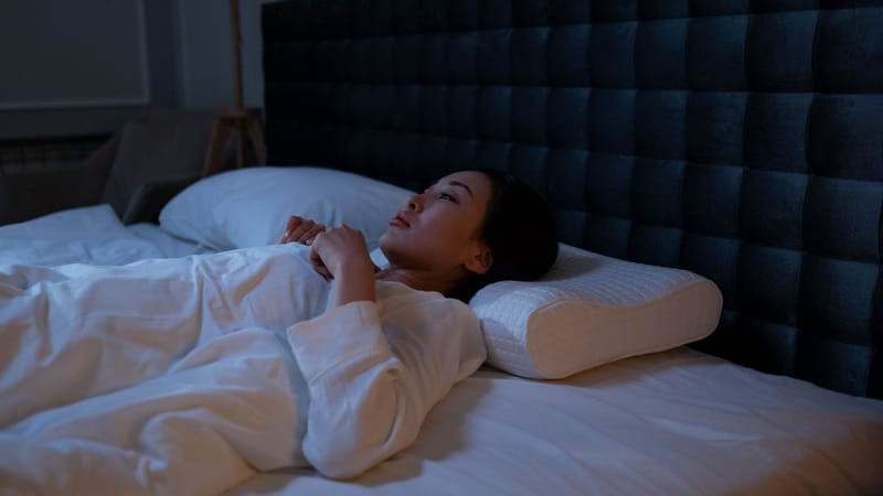 Dormir mal también enferma el intestino: el peligro oculto del insomnio en la microbiota