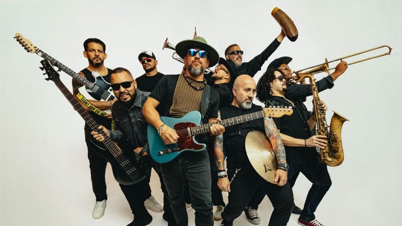 Los Inconformes le cantan a la traición y a la decepción en 'Lo Peor'