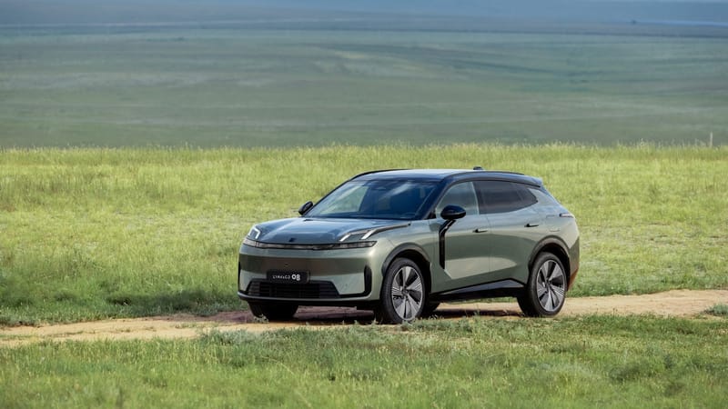 Lynk & Co 08 alcanza las 200 mil unidades entregadas y consolida su presencia global