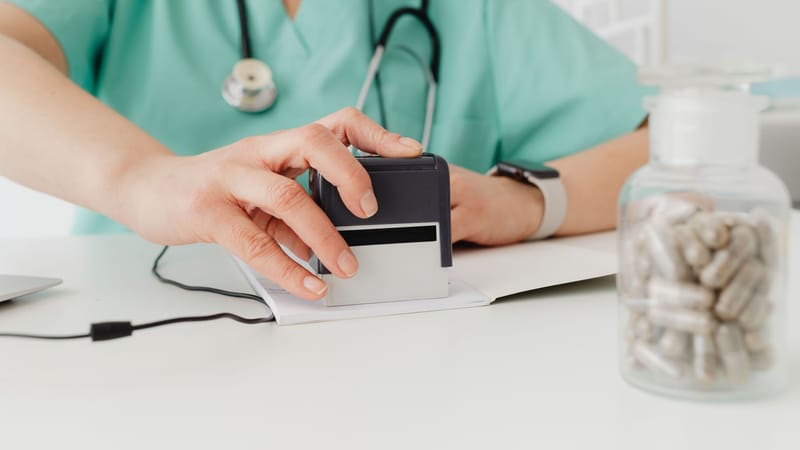 Esperar la licencia médica también es llegar tarde