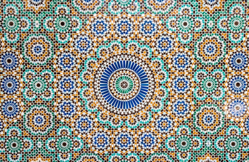 تنفيذ ديكورات البلاط