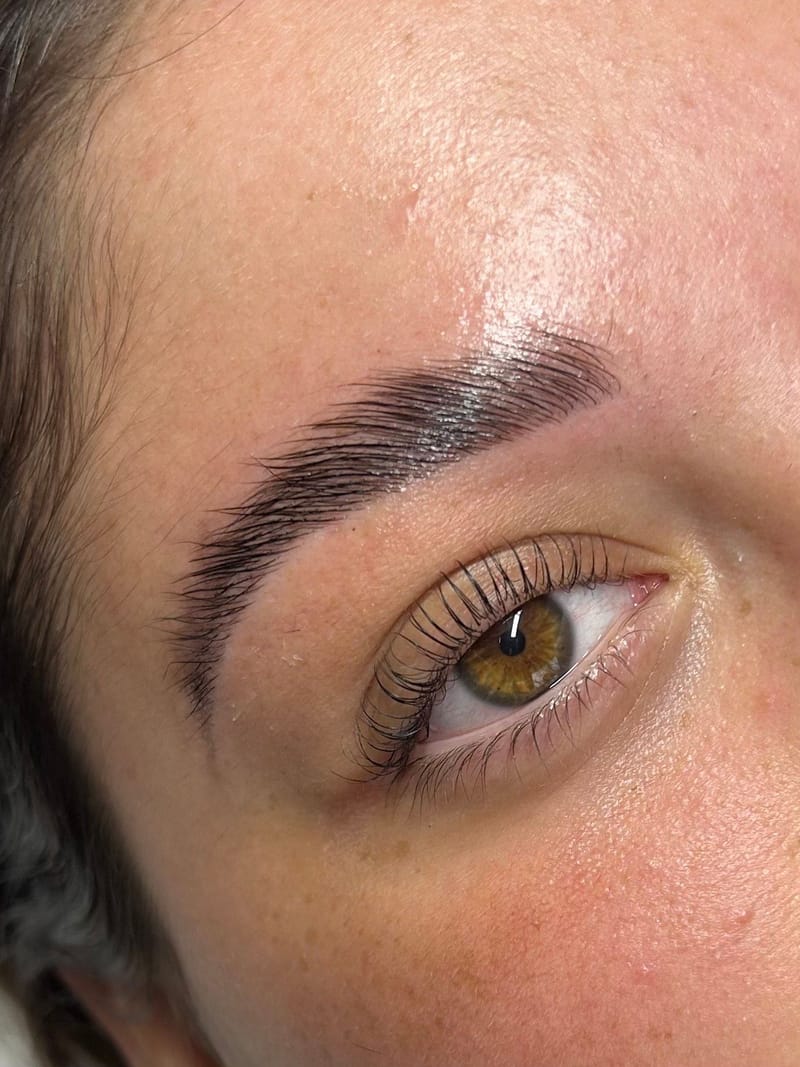 InLei szempilla lifting & szemöldöklaminálás