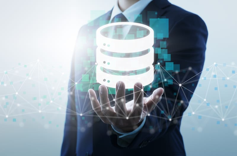 خدمات قواعد البيانات