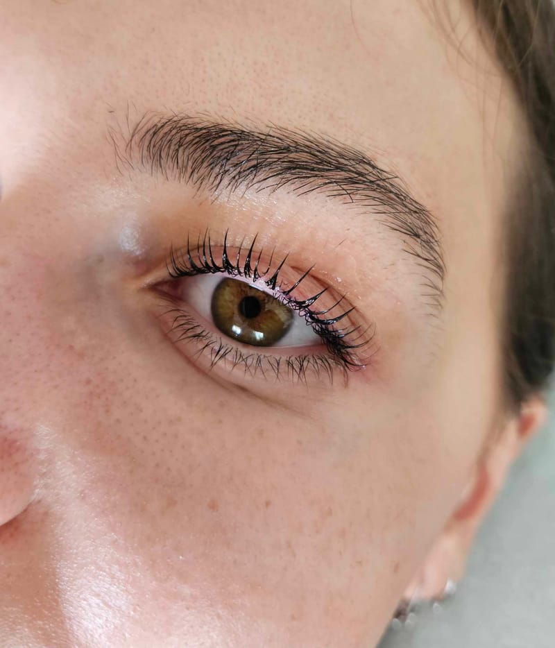 Le rehaussment de cils