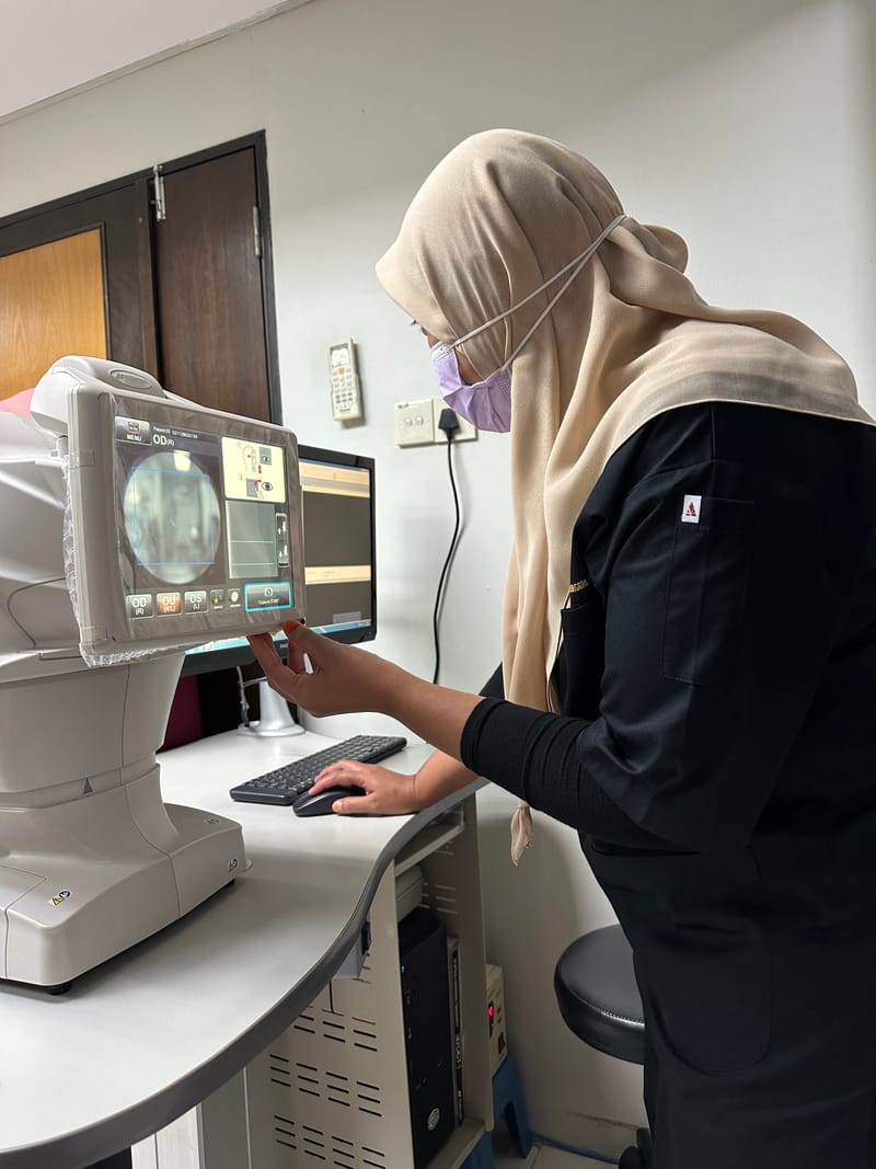 Expert Diagnosis and Management of Corneal Diseases