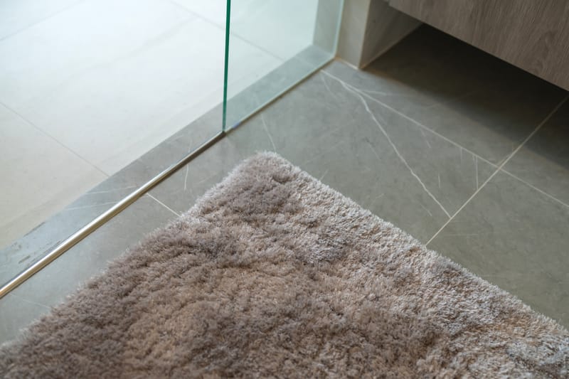 CARPET SHAMPOOING AND MARBLE POLISHING