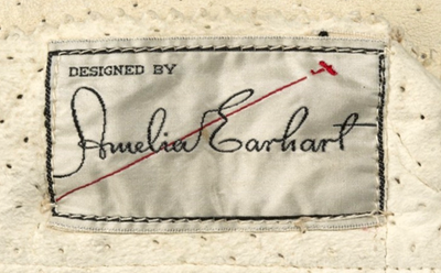 Combining Aviation, Independence and the Birth of Functional Fashion