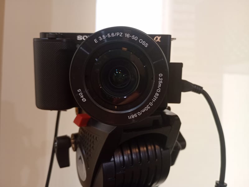 Câmeras Sony ZV-E10 4K