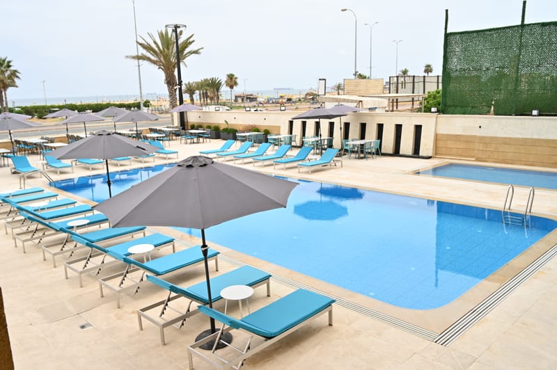 Grand cafe and Pool