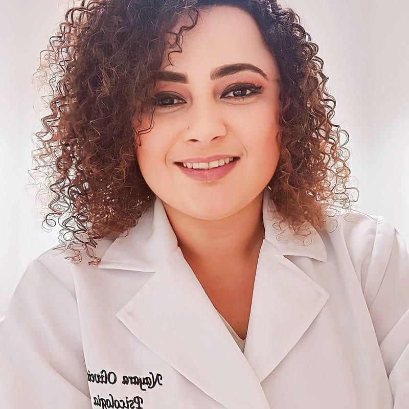 Psicóloga Nayara Helena de Araújo