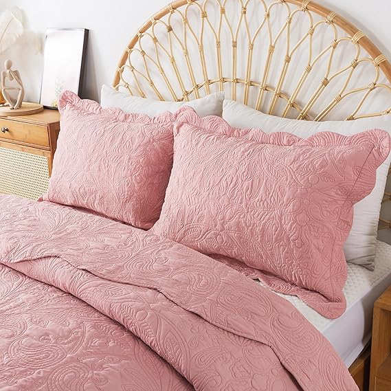 The Cozy Upgrade You’ve Been Waiting For: HoneiLife Oversized King Quilt Set