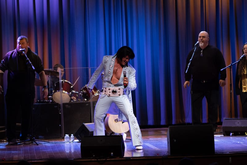 Valentine's Day with ELVIS!!!