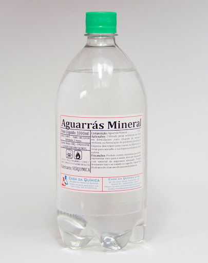AGUÁRRAS MINERAL