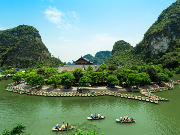 Best Group Tours and Travel