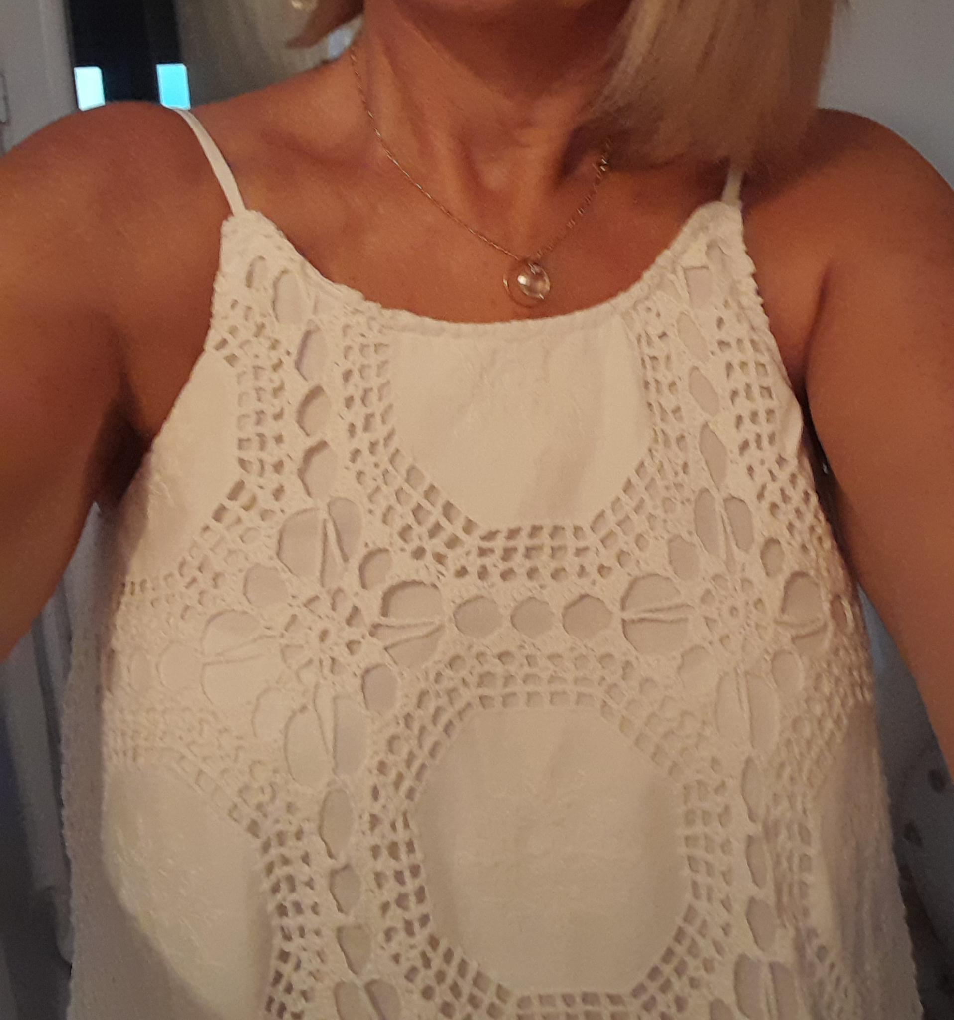 Top en dentelle crochet