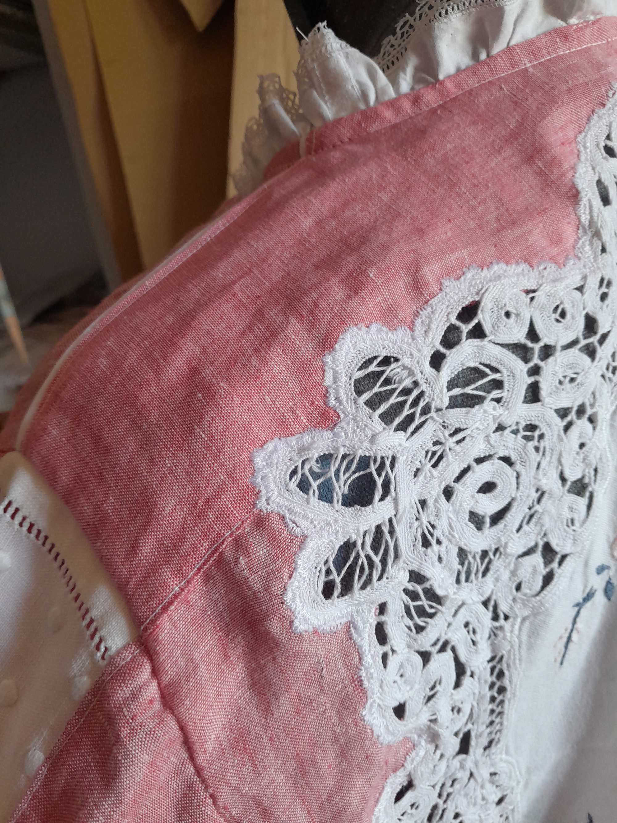 Incrustation de dentelle