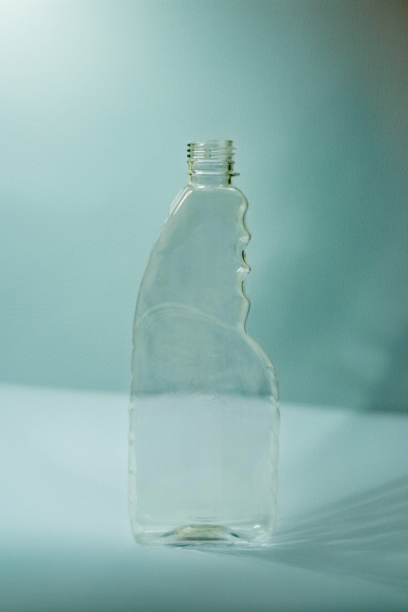 HOUSECLEANING SUPPLIES BOTTLE