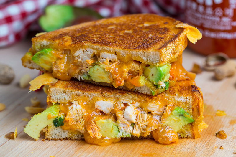 SANDWICH DE POLLO Y QUESO
