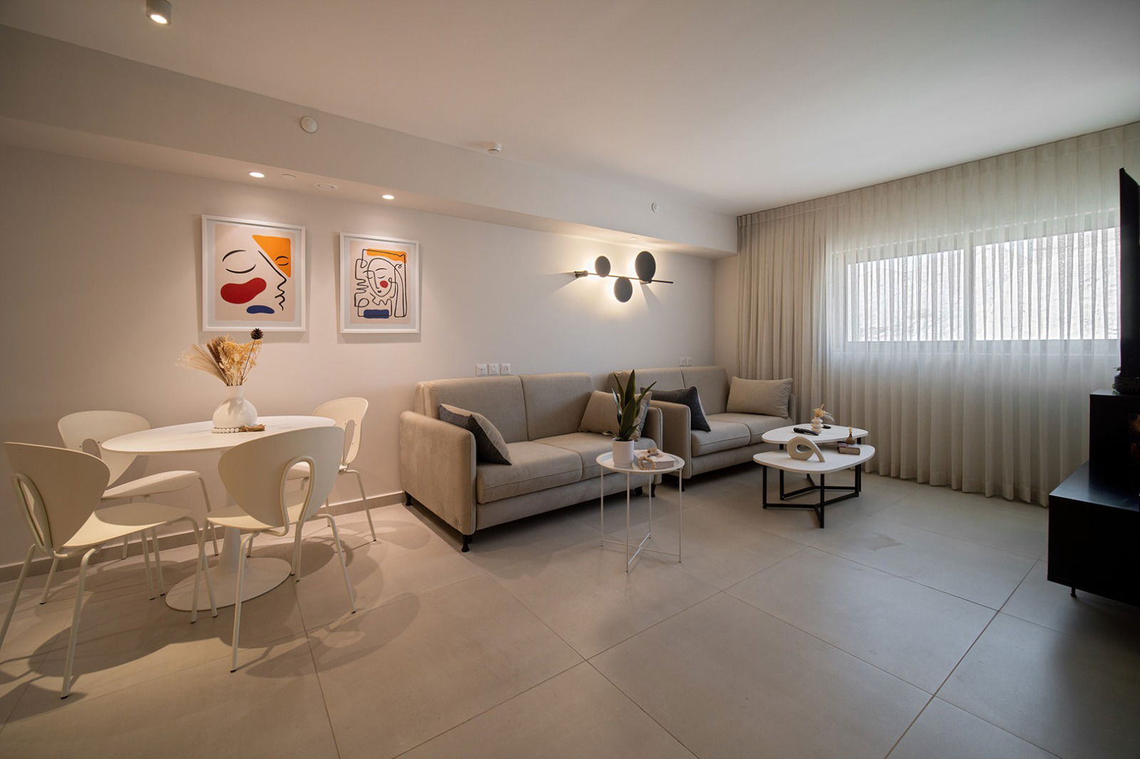 דירת סי סייד אילת חדר וסלון 