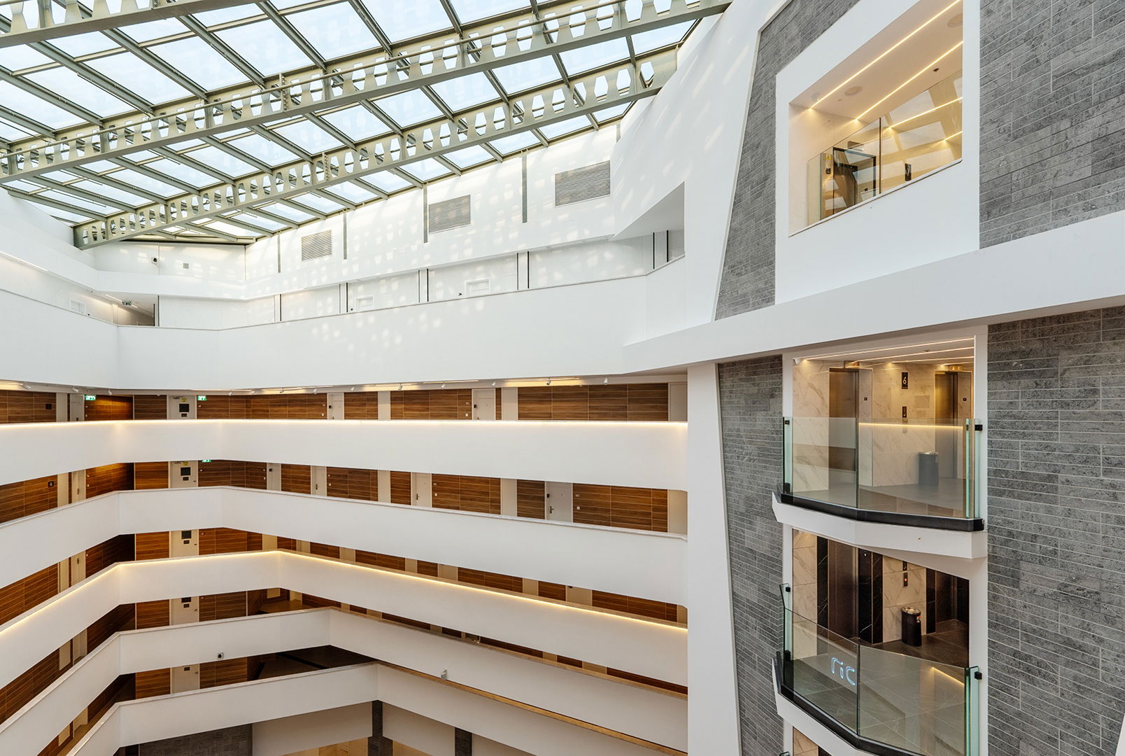 דירת סטודיו עם נוף לים