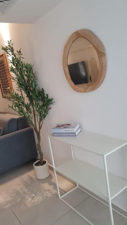 דירת סטודיו עם נוף לים