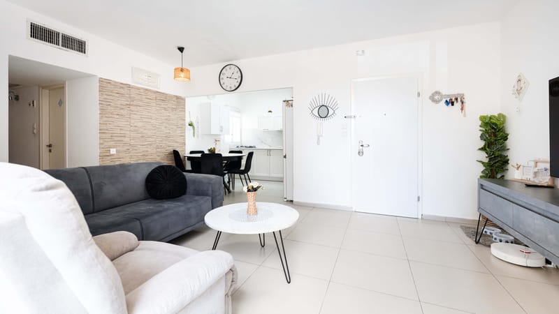 למכירה | דירת 4 חד׳ | רח׳ נווה יהושוע, ר״ג