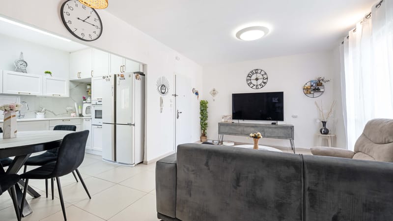 למכירה | דירת 4 חד׳ | רח׳ נווה יהושוע, ר״ג