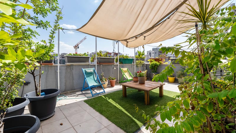 פנטהאוז משפחתי מרווח, המתפרס על קומה שלמה – עם גג פרטי מפנק ואיכות חיים ברמה אחרת.