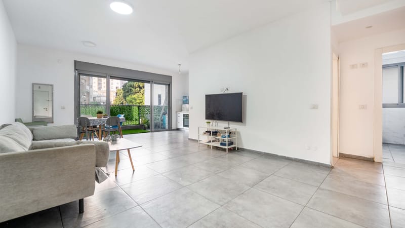 למכירה | דירת 4 חדרים בבניין חדיש | נווה יהושוע, ר"ג