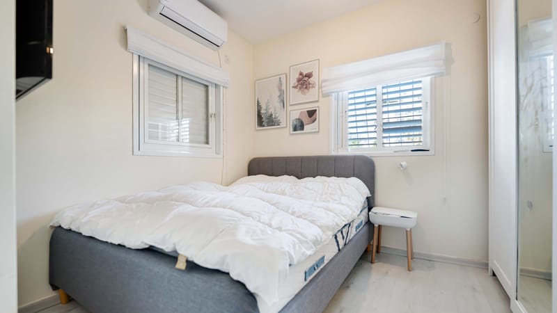 דירת 4 חדרים במקור שהוסבה ל3 | רחוב פנקס, ר״ג