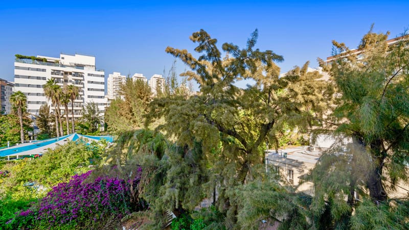 דירת 4 חדרים במקור שהוסבה ל3 | רחוב פנקס, ר״ג