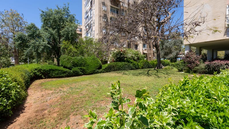 במקור דירת 2.5 חד שהוסבה ל-2 חדרים