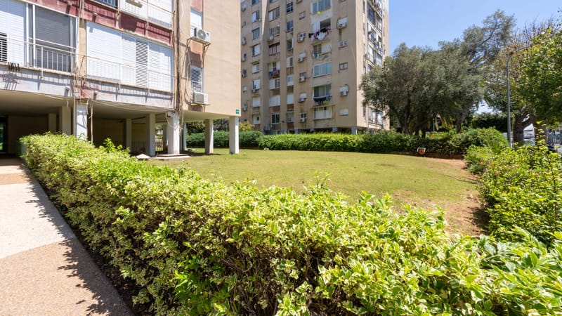 במקור דירת 2.5 חד שהוסבה ל-2 חדרים