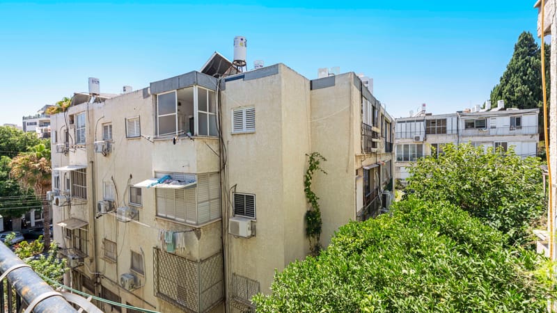 למכירה | דירת 2 חד׳ | רח׳ כצנלסון, ר"ג 