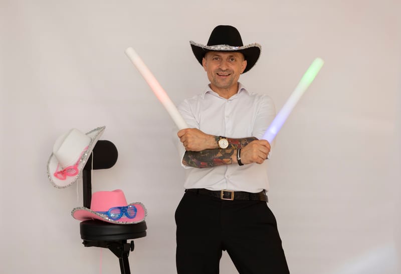 OKULARY LED & PAŁKI ŚWIETLNE