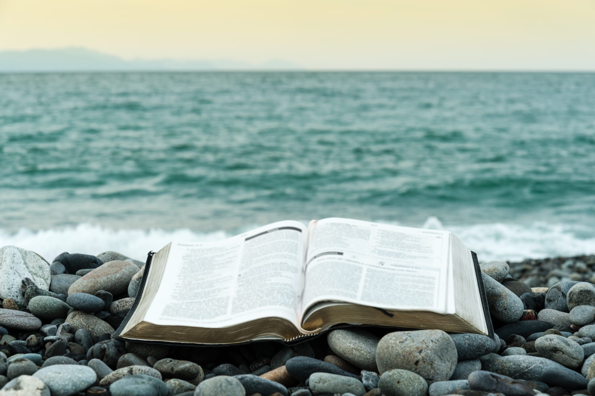 Conheça Yahweh