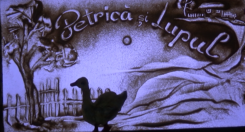 SAND ART SCENOGRAFIE DINAMICĂ: Când decorul devine personaj