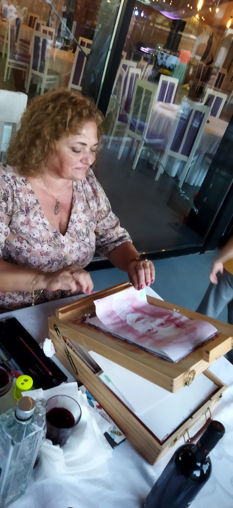 PORTRETUL TĂU ÎNTR-O ARTĂ NECONVENȚIONALĂ