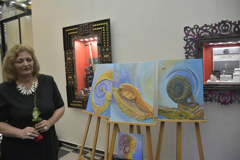 Ferestrele Marianei Pachis – expoziția de la Galeriile Sabion