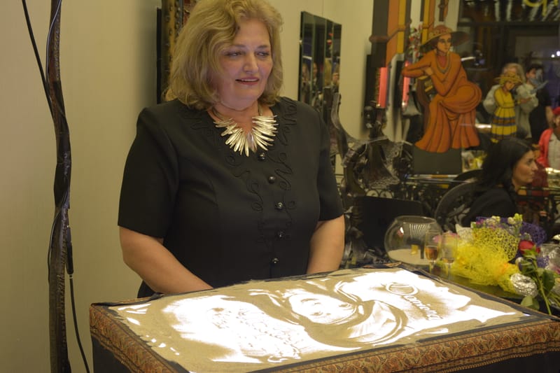 Ferestrele Marianei Pachis – expoziția de la Galeriile Sabion