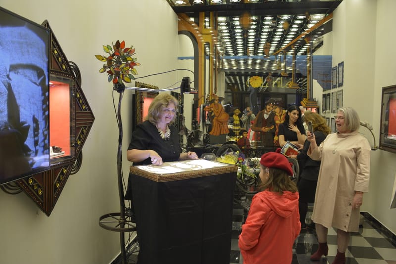 Portretul tău în orice material la care te gândești. Și în cele la care nu te-ai gândit.