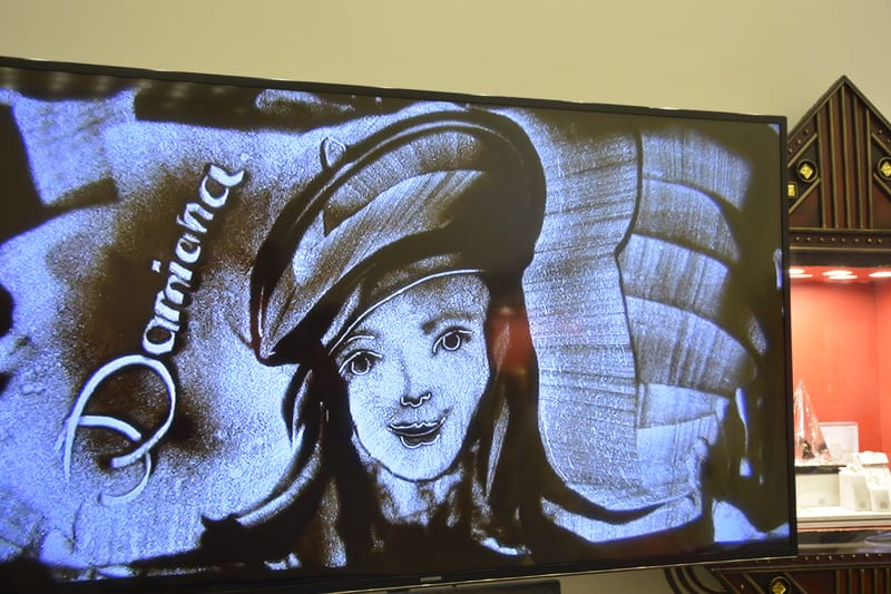 Portretul tău în orice material la care te gândești. Și în cele la care nu te-ai gândit.