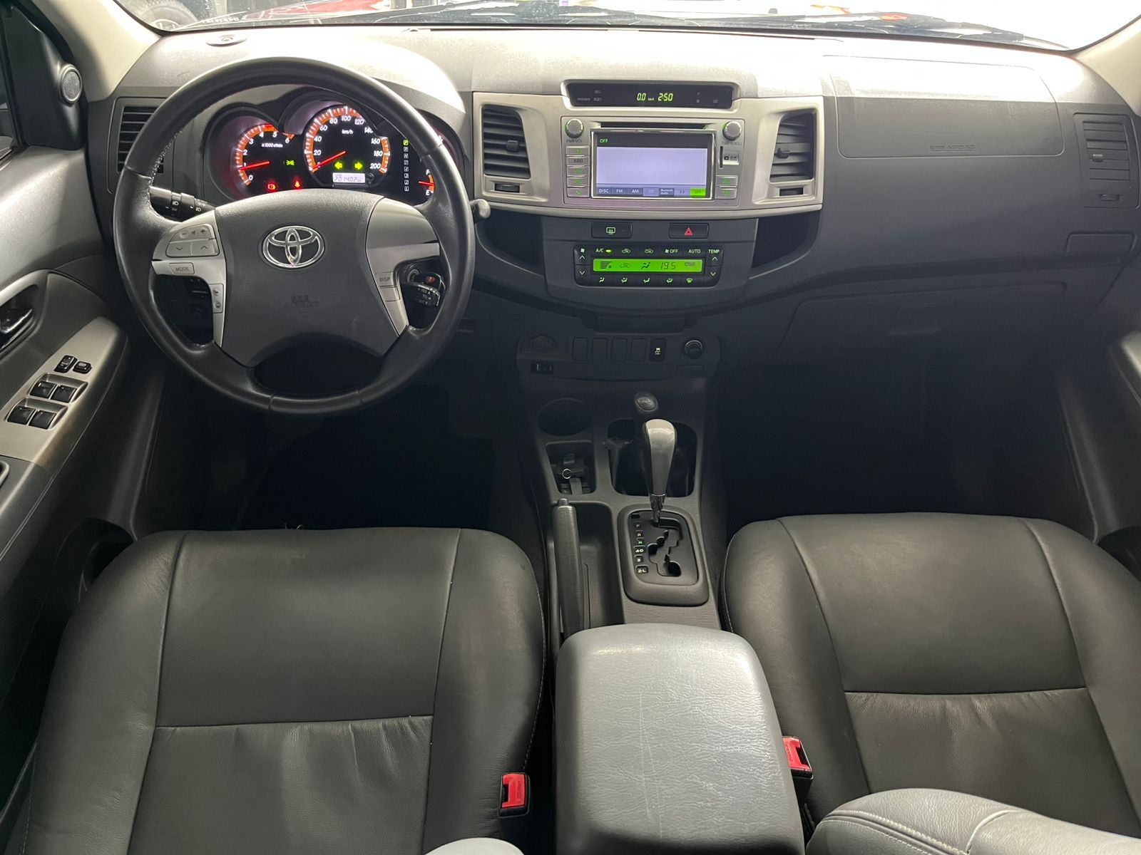 Hilux SRV 2013