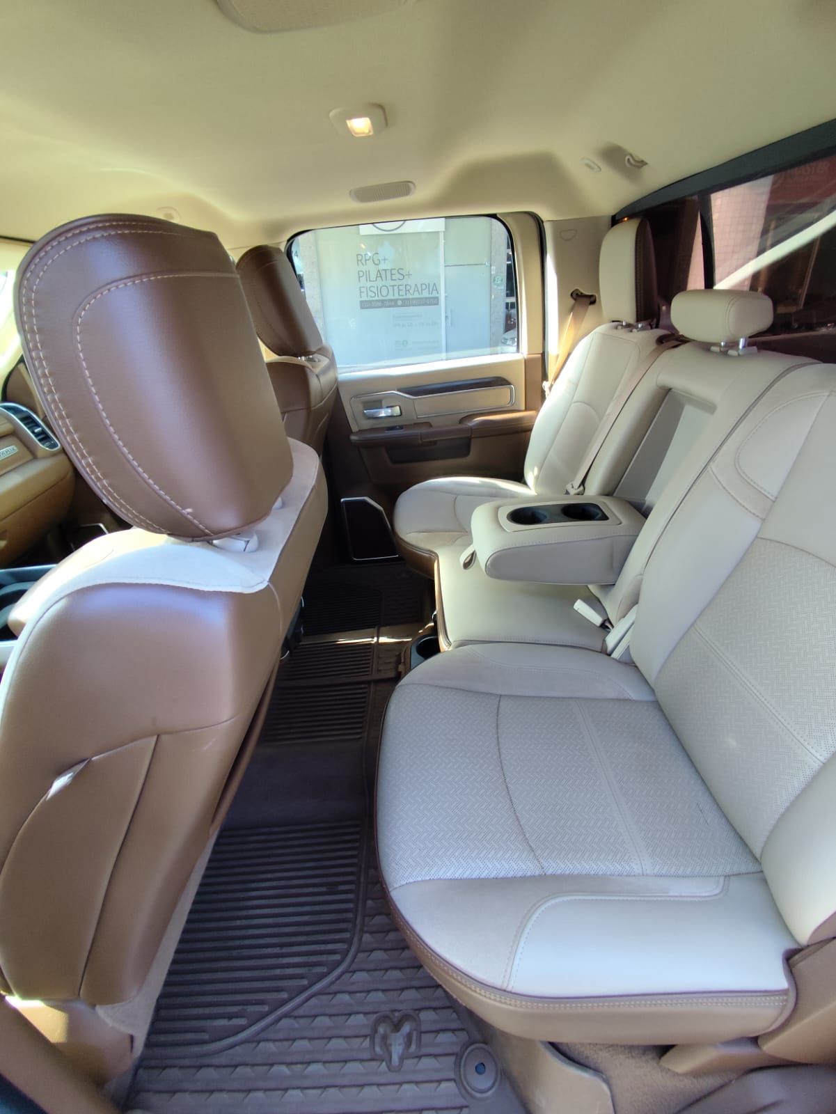 DOGDE RAM LARAMIE 2500 2021