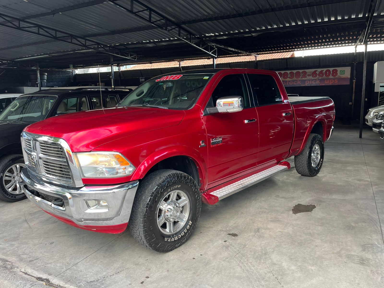 DOGDE RAM 2012 LARAMIE