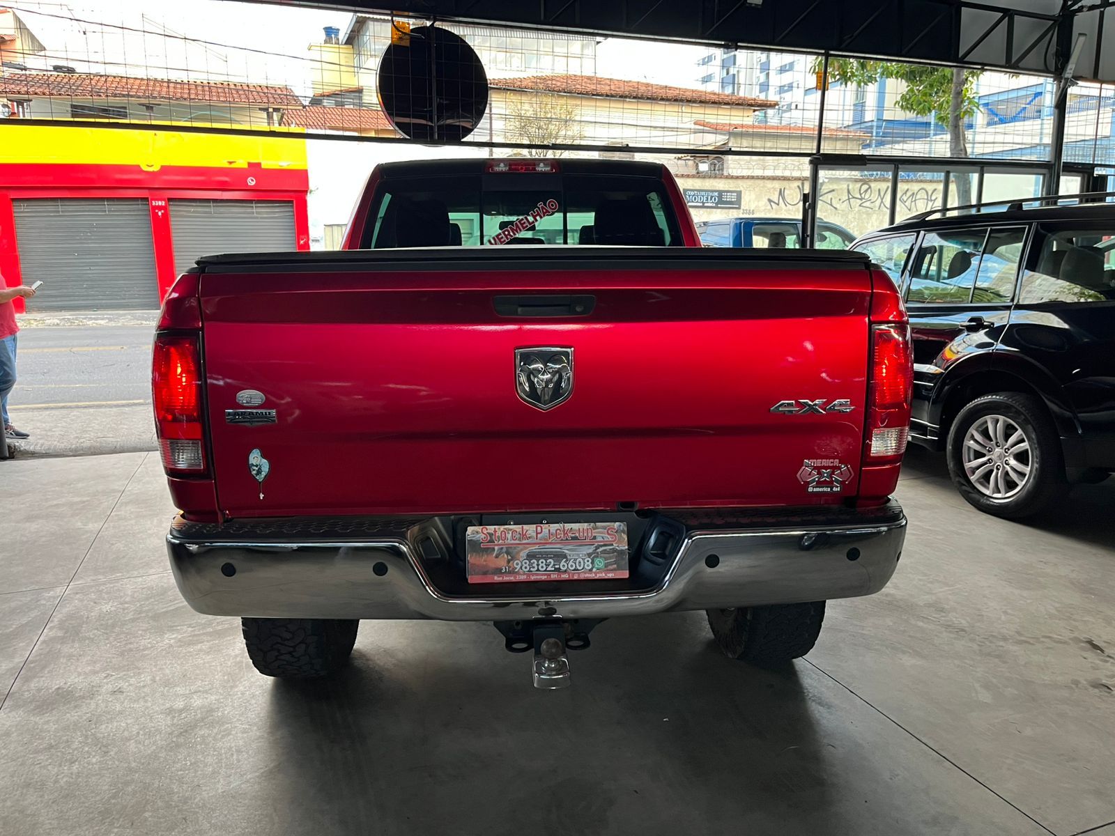 DOGDE RAM 2012 LARAMIE